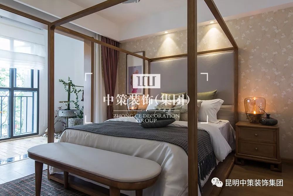 别墅中空客厅装修效果图